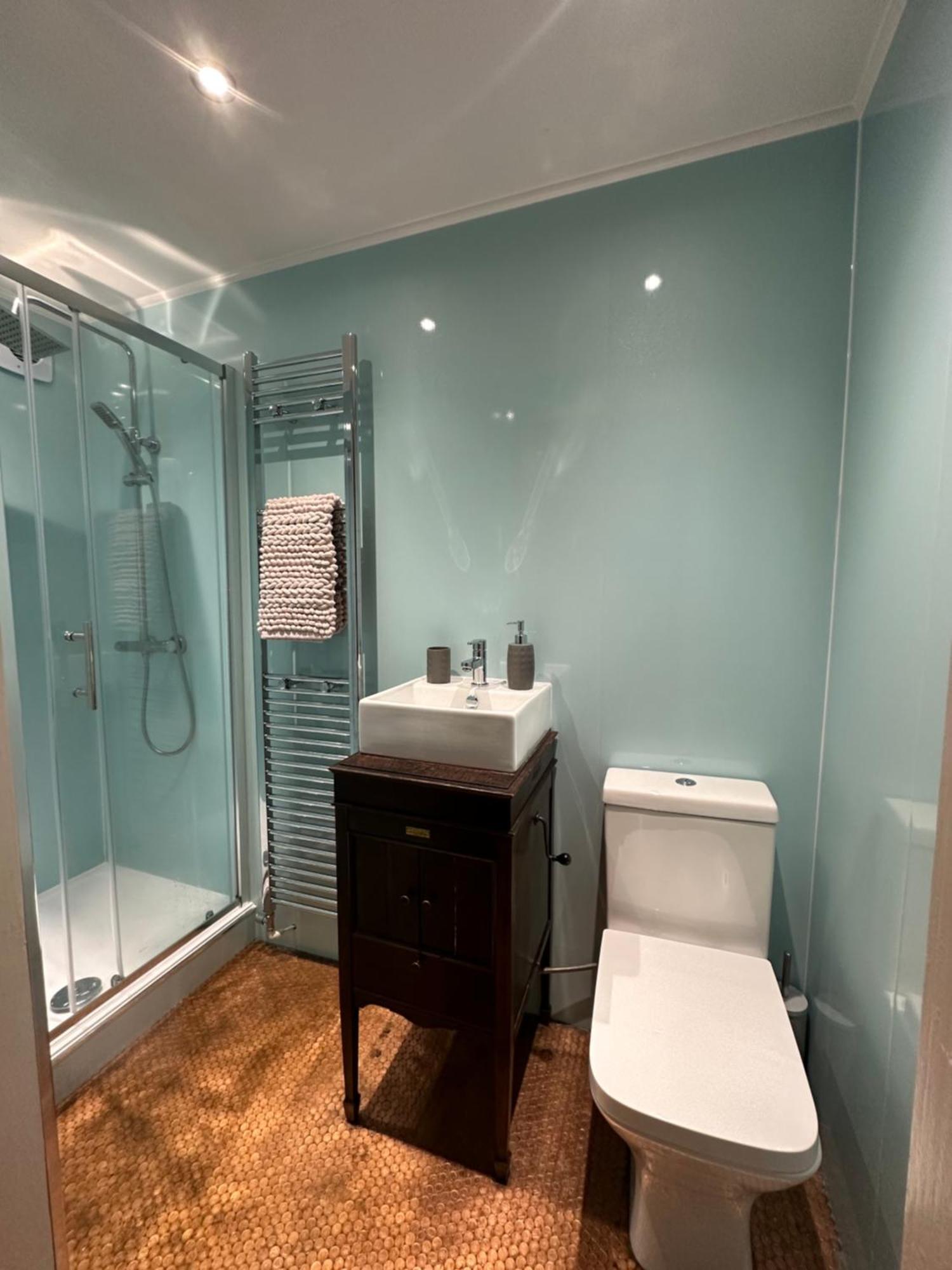 Quirky Apartment In Leith Edimburgo Esterno foto